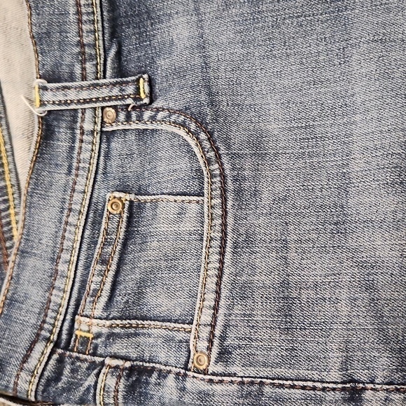 [Lee] Fit Low Bruce Jeans - Size 36x33 - Picture 6 of 10
